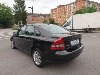 Usado Volvo S40 Momentum 136 CV (100 kW) 2006 Negro Berlina