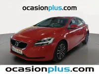 Usado Volvo V40 Momentum 122 CV (89 kW) 2018 Rojo Utilitario
