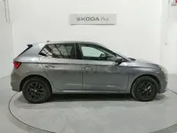 Usado Skoda Fabia Selection 115 CV (84 kW) 2025 Gris / plateado Berlina