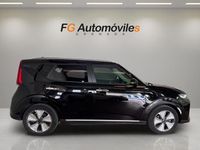 Usado Kia Soul EV 150 kW (204 CV) 2021 Negro SUV