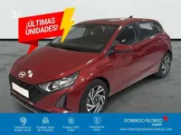 Usado Hyundai i20 79 CV (58 kW) 2024 Rojo Utilitario