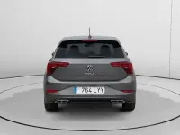 Usado VW Polo R-line 95 CV (69 kW) 2022 Gris Utilitario