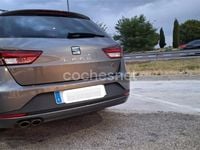 Usado Seat Leon ST FR 150 CV (110 kW) 2016 Gris / plata Familiar