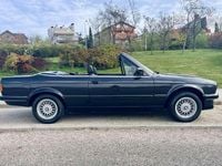 Käytetty BMW 320 128 HP (94 kW) 1988 Musta Avoauto