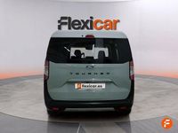 Usado Ford Tourneo Courier Titanium 125 CV (91 kW) 2024 Gris Monovolumen