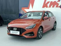 Usado Hyundai i30 96 CV (70 kW) 2024 Naranja Berlina