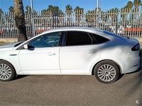 Usado Ford Mondeo Limited 115 CV (84 kW) 2014 Blanco Berlina