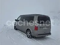 Usado VW Caravelle Trendline 150 CV (110 kW) 2017 Gris / plata Van