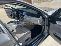 Usado BMW 530 Sport Line 258 CV (189 kW) 2011 Gris / plata Berlina