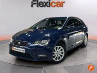 Usado Seat Leon Style 125 CV (91 kW) 2016 Azul Familiar