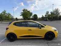 Usado Renault Clio IV 200 CV (147 kW) 2013 Amarillo Berlina