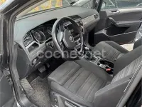 Usado VW Touran Advance 150 CV (110 kW) 2018 Negro Monovolumen