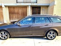 Usado Mercedes E220 Avantgarde 170 CV (125 kW) 2014 Marrón Familiar