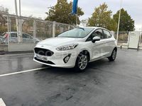 Usado Ford Fiesta Trend 86 CV (63 kW) 2018 Blanco Berlina
