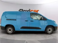 Usado Toyota Proace City City 102 CV (75 kW) 2025 Azul Monovolumen