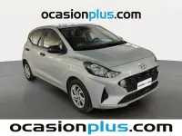 Usado Hyundai i10 67 CV (49 kW) 2022 Gris / plata Utilitario