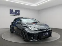 Usado Toyota Yaris 261 CV (191 kW) 2021 Negro Utilitario