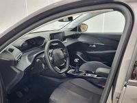 Usado Peugeot 208 Allure 102 CV (75 kW) 2023 Gris Utilitario