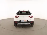 Usado Kia Stonic 120 CV (88 kW) 2020 Blanco SUV