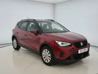 Usado Seat Arona Style 115 CV (84 kW) 2025 Granate SUV