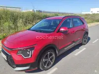 Usado Kia Niro 183 CV (134 kW) 2022 Granate SUV
