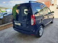 Usado Dacia Dokker 90 CV (66 kW) 2018 Azul Monovolumen