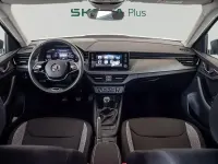 Usado Skoda Kamiq Essence 95 CV (69 kW) 2024 Gris SUV