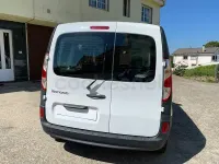 Usado Renault Kangoo Zen 95 CV (69 kW) 2021 Blanco Monovolumen
