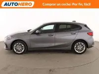 Usado BMW 118 Comfort Edition 136 CV (100 kW) 2022 Gris Utilitario