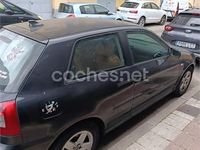 Usado Audi A3 Attraction 102 CV (75 kW) 2003 Negro Utilitario