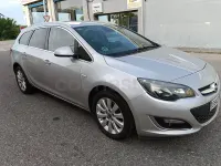 Usado Opel Astra Sportive 165 CV (121 kW) 2013 Gris / plata Berlina
