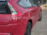 Usado Citroën C4 VTR Sport 110 CV (80 kW) 2004 Rojo Berlina