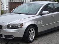 Usado Volvo S40 Momentum 136 CV (100 kW) 2007 Gris / plata Berlina
