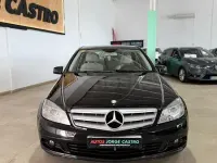 Usado Mercedes C200 Elegance 136 CV (100 kW) 2010 Negro Berlina