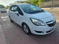 Usado Opel Meriva Excellence 140 CV (102 kW) 2016 Blanco Monovolumen