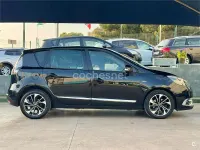 Usado Renault Scénic III Bose Edition 110 CV (80 kW) 2015 Negro Monovolumen