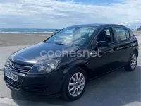 Usado Opel Astra Cosmo 120 CV (88 kW) 2005 Negro Berlina