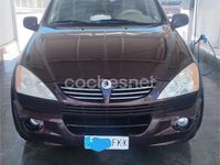 Usado Ssangyong (KGM) Kyron Limited 141 CV (103 kW) 2007 Granate SUV