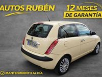 Usado Lancia Ypsilon 95 CV (69 kW) 2005 Beige Utilitario