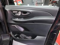 Usado Mercedes V300 Style 237 CV (174 kW) 2024 Negro Monovolumen