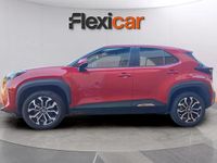 Usado Toyota Yaris Hybrid Active 116 CV (85 kW) 2024 Granate