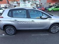 Usado Peugeot 2008 Style 82 CV (60 kW) 2018 Gris / plata SUV