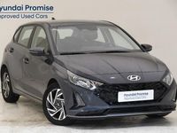 Nuevo Hyundai i20 100 CV (73 kW) 2025 Gris / plata Utilitario