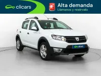 Usado Dacia Sandero Stepway 90 CV (66 kW) 2016 Blanco Berlina
