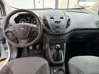 Usado Ford Tourneo Courier Trend 97 CV (71 kW) 2014 Blanco Monovolumen