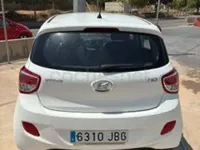 Usado Hyundai i10 66 CV (48 kW) 2014 Blanco Utilitario