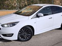 Usado Ford Focus ST-Line 125 CV (91 kW) 2017 Blanco Utilitario