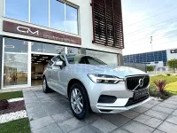 Usado Volvo XC60 Momentum 190 CV (139 kW) 2020 Gris / plata SUV