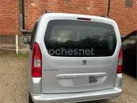 Usado Peugeot Partner Tepee Active 92 CV (67 kW) 2010 Gris / plata Monovolumen