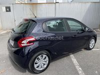 Usado Peugeot 208 Active 68 CV (50 kW) 2013 Azul Utilitario